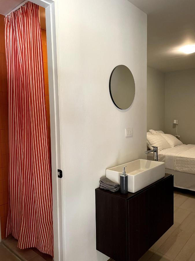 Nina'S - Juan Santamaria Hotell Alajuela Eksteriør bilde