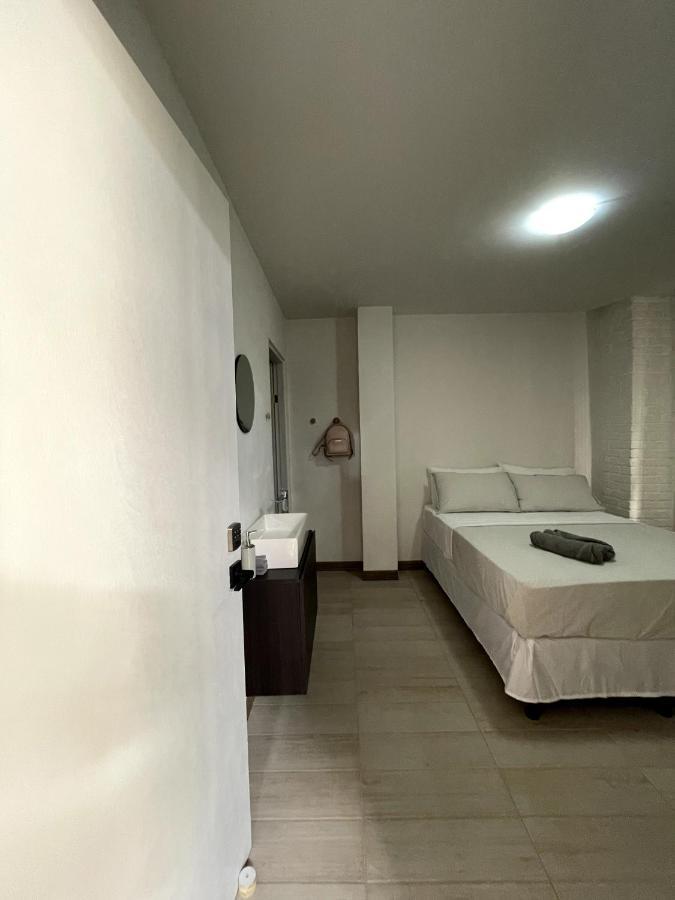 Nina'S - Juan Santamaria Hotell Alajuela Eksteriør bilde