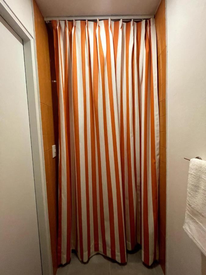 Nina'S - Juan Santamaria Hotell Alajuela Eksteriør bilde